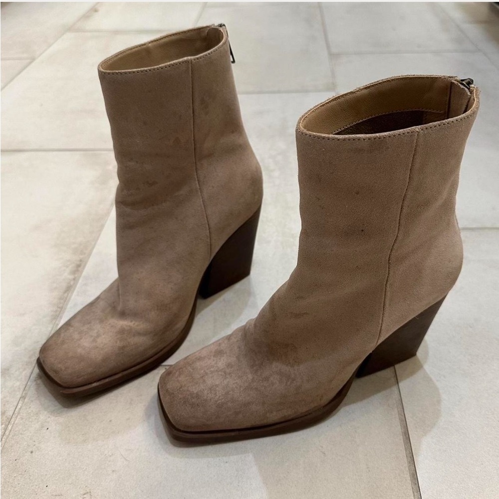 seychelles tan boot heels